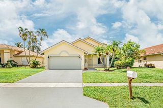 5148 Rosen Boulevard, Boynton Beach, FL 33472