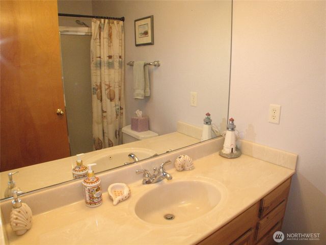 34500 G Street, Ocean Park, WA 98640