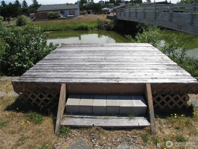 34500 G Street, Ocean Park, WA 98640