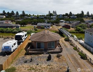 34500 G Street, Ocean Park, WA 98640