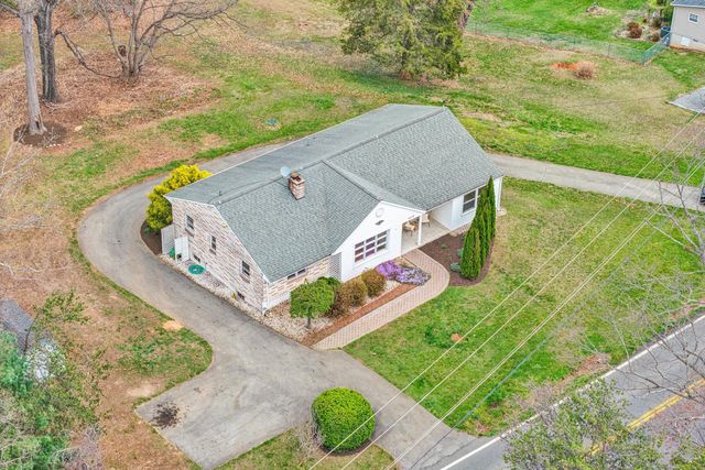 1717 Wirtz RD, Wirtz, VA 24184