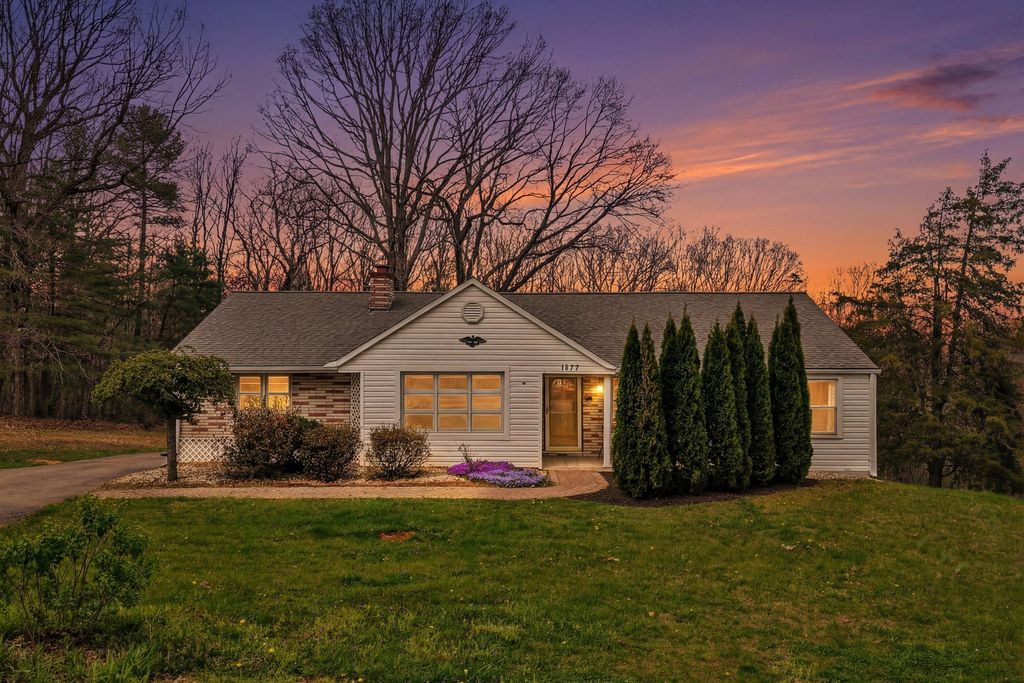 1717 Wirtz RD, Wirtz, VA 24184