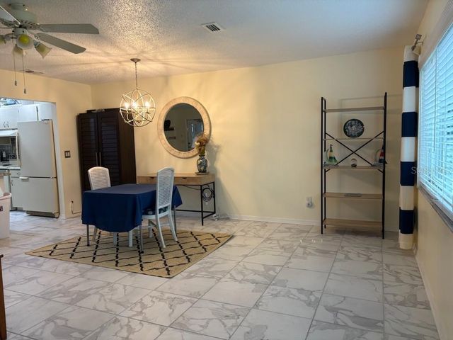 326 GRAYSTON PLACE 125, Sun City Center, FL 33573