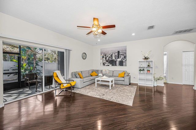 1239 VISTA WAY, Clearwater, FL 33755