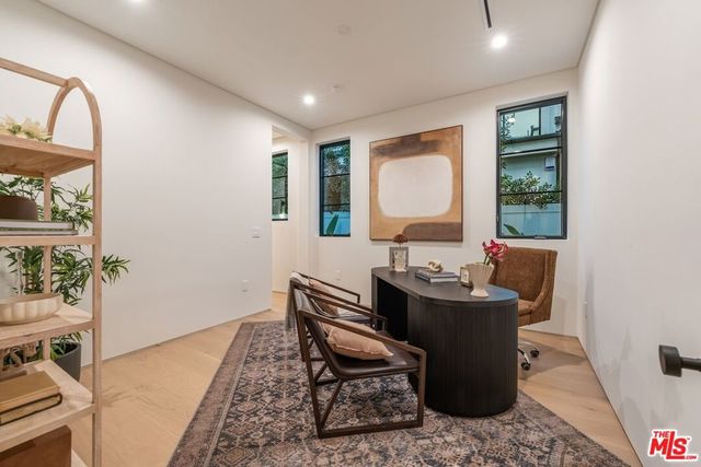 11746 Blix Street, Valley Village, CA 91607