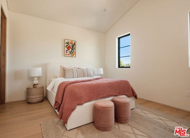 11746 Blix Street, Valley Village, CA 91607