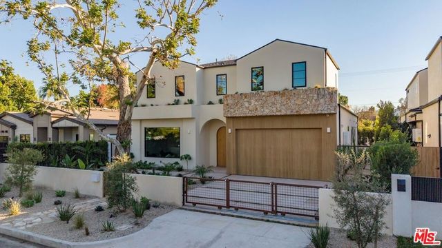 11746 Blix Street, Valley Village, CA 91607
