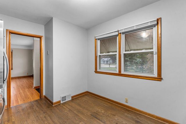 3474 White Bear Avenue N, White Bear Lake, MN 55110