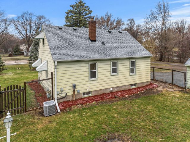 3474 White Bear Avenue N, White Bear Lake, MN 55110