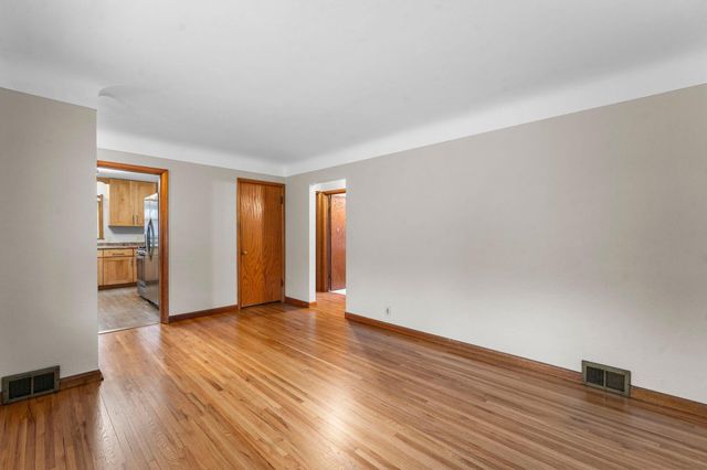 3474 White Bear Avenue N, White Bear Lake, MN 55110