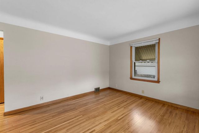 3474 White Bear Avenue N, White Bear Lake, MN 55110