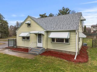 3474 White Bear Avenue N, White Bear Lake, MN 55110