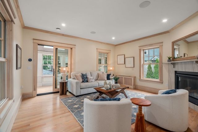 73 Main Street, Hull, MA 02045
