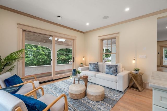 73 Main Street, Hull, MA 02045