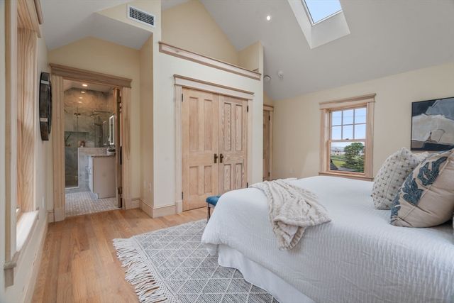 73 Main Street, Hull, MA 02045