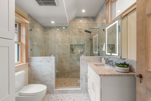 73 Main Street, Hull, MA 02045