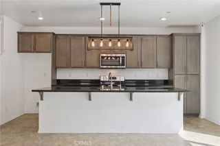 833 S Sumac Lane, Rialto, CA 92376