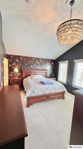 709 Pacific Street, Omaha, NE 68108