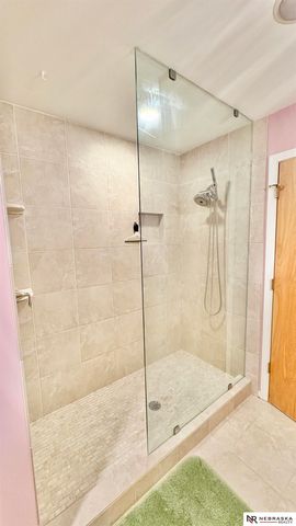 709 Pacific Street, Omaha, NE 68108