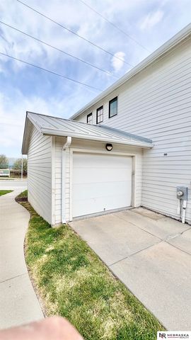 709 Pacific Street, Omaha, NE 68108