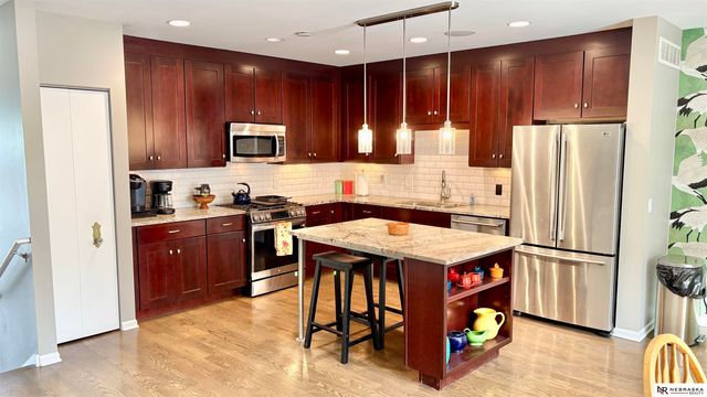 709 Pacific Street, Omaha, NE 68108