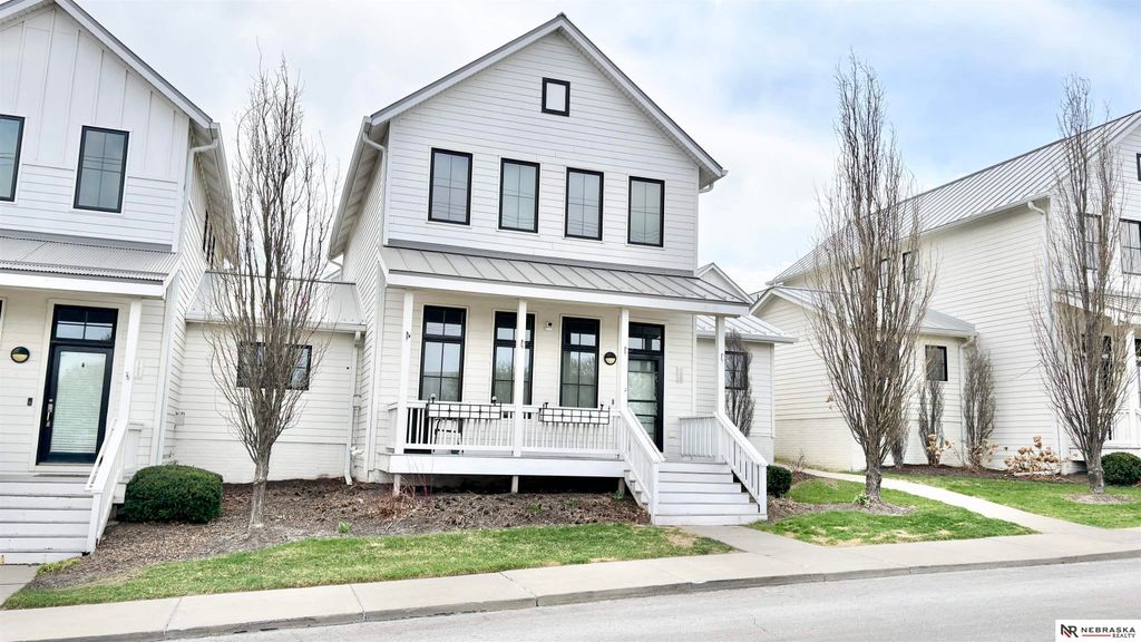 709 Pacific Street, Omaha, NE 68108