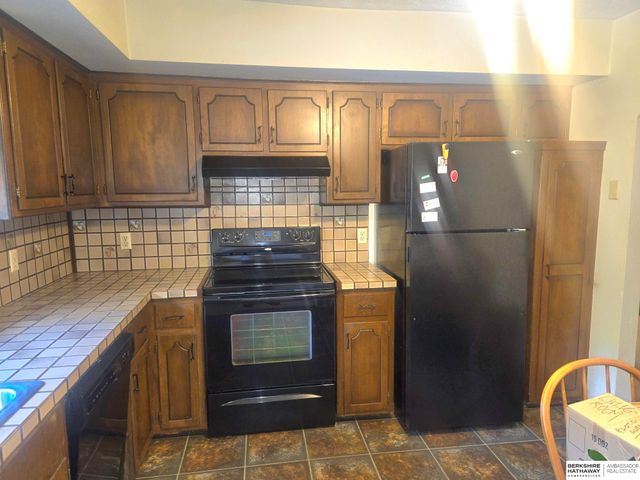 1103 HAPPY HOLLOW Court, Plattsmouth, NE 68048