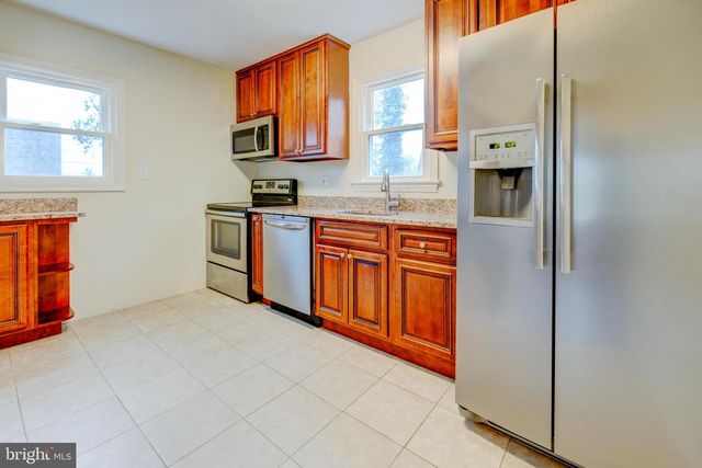 5214 DANBURY RD, Bethesda, MD 20814