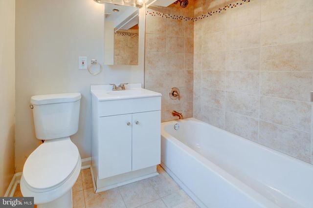 5214 DANBURY RD, Bethesda, MD 20814