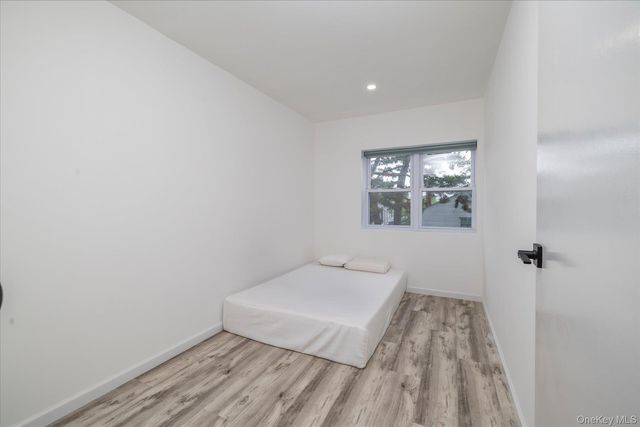 537 E Broadway 201, Long Beach, NY 11561