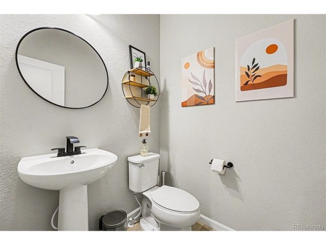 6733 E 119th Pl, Thornton, CO 80233