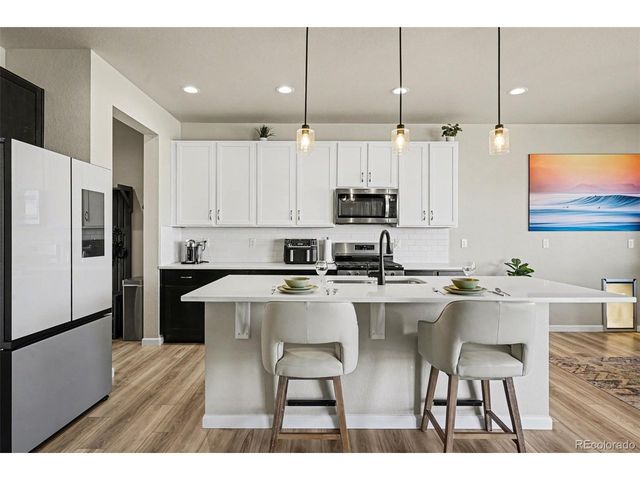 6733 E 119th Pl, Thornton, CO 80233