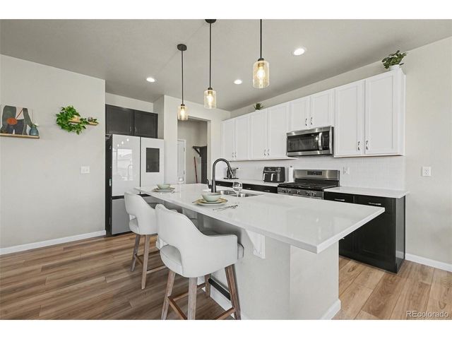 6733 E 119th Pl, Thornton, CO 80233