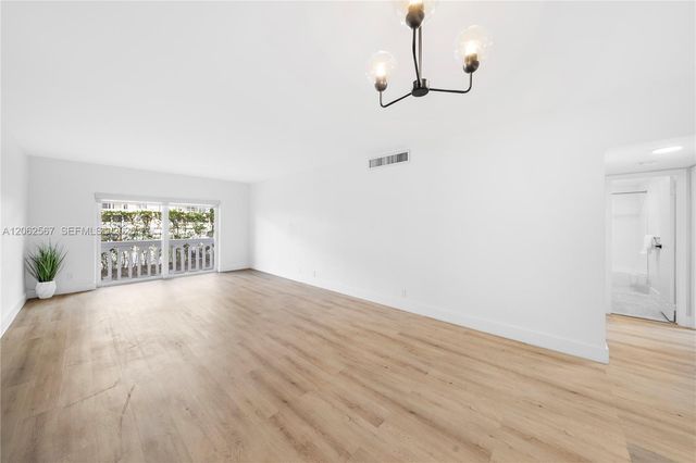100 Edgewater Drive 138, Coral Gables, FL 33133