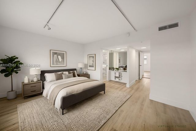 100 Edgewater Drive 138, Coral Gables, FL 33133