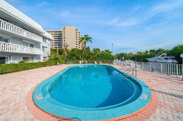 100 Edgewater Drive 138, Coral Gables, FL 33133