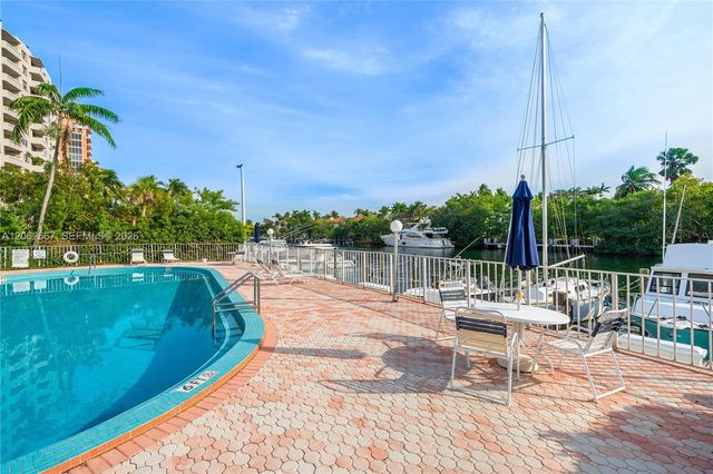 100 Edgewater Drive 138, Coral Gables, FL 33133