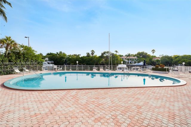100 Edgewater Drive 138, Coral Gables, FL 33133