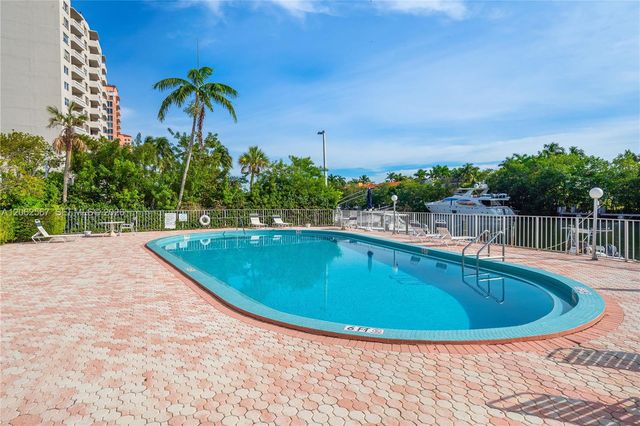 100 Edgewater Drive 138, Coral Gables, FL 33133