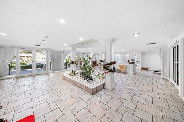 100 Edgewater Drive 138, Coral Gables, FL 33133