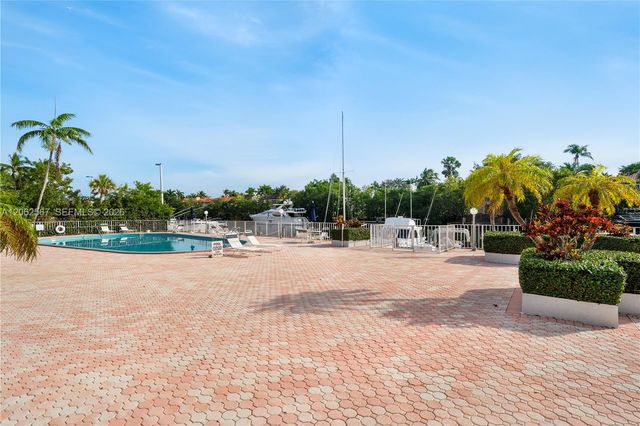100 Edgewater Drive 138, Coral Gables, FL 33133