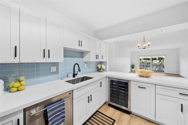 100 Edgewater Drive 138, Coral Gables, FL 33133