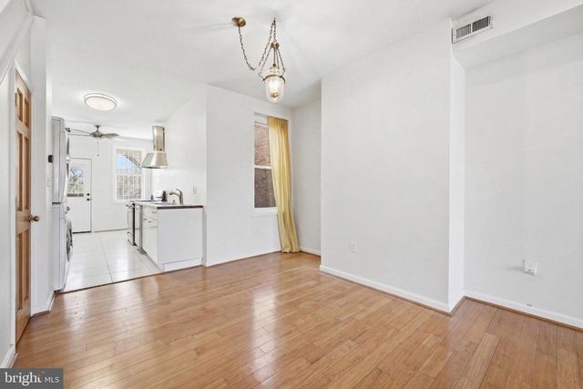 707 15TH ST NE, Washington, DC 20002