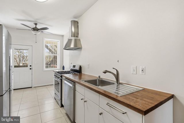 707 15TH ST NE, Washington, DC 20002