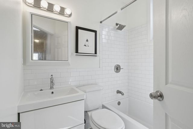 707 15TH ST NE, Washington, DC 20002