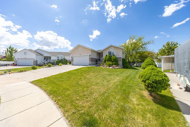 1953 W 2100 S, Syracuse, UT 84075