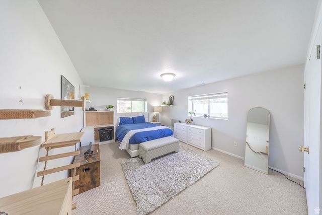 1953 W 2100 S, Syracuse, UT 84075