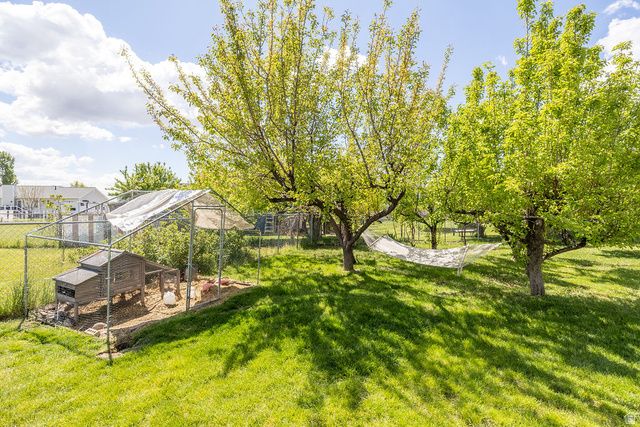 1953 W 2100 S, Syracuse, UT 84075