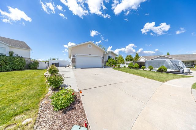 1953 W 2100 S, Syracuse, UT 84075