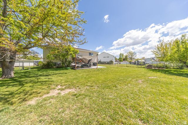 1953 W 2100 S, Syracuse, UT 84075